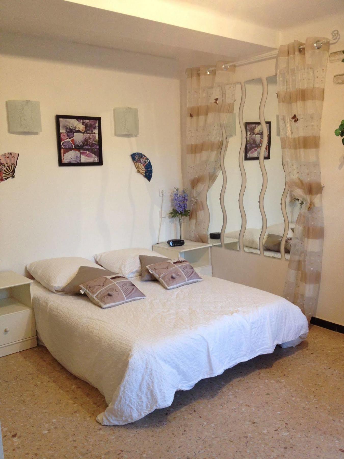 Appartement La Plage En Provence Le Pradet Esterno foto