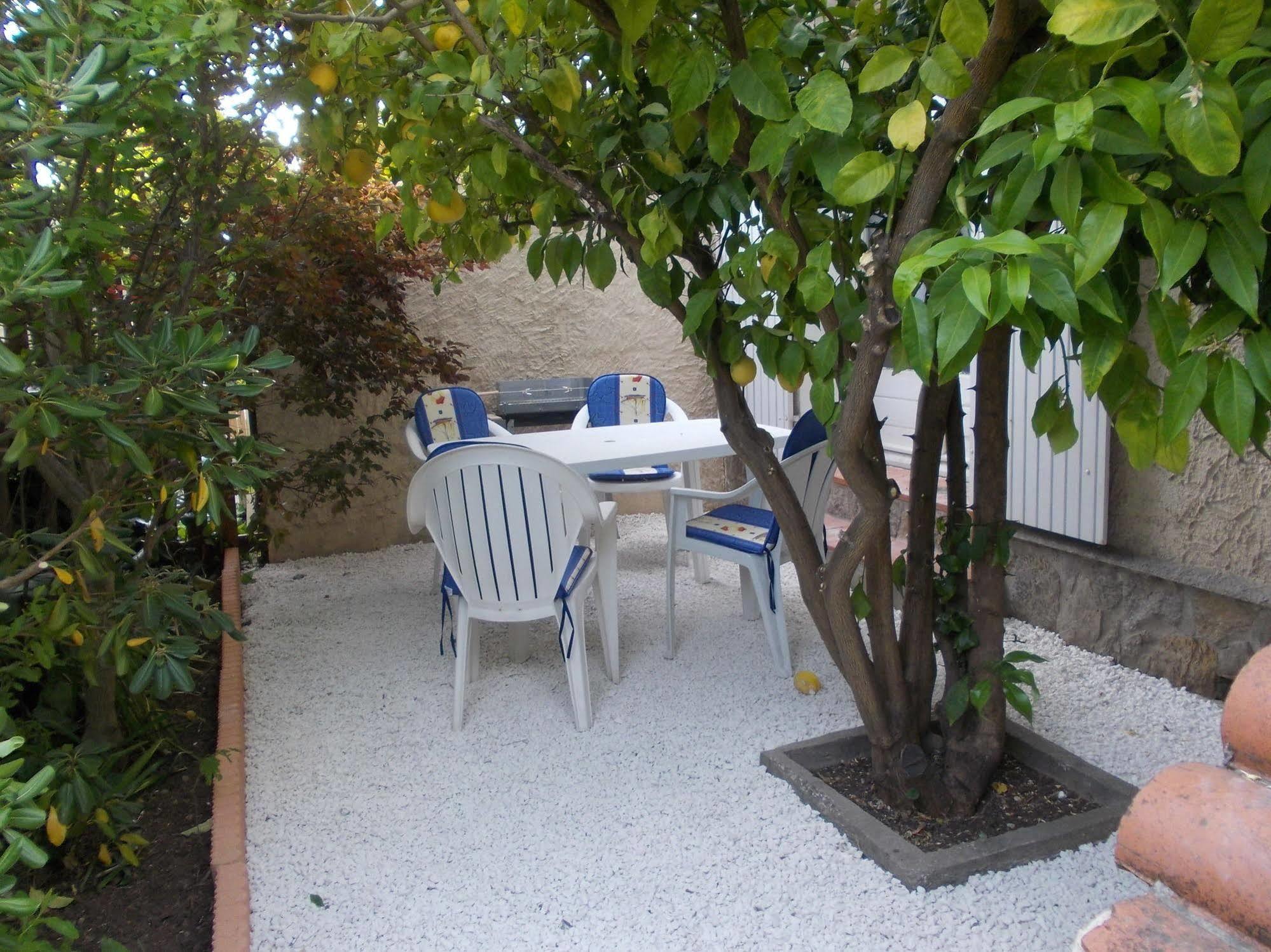 Appartement La Plage En Provence Le Pradet Esterno foto