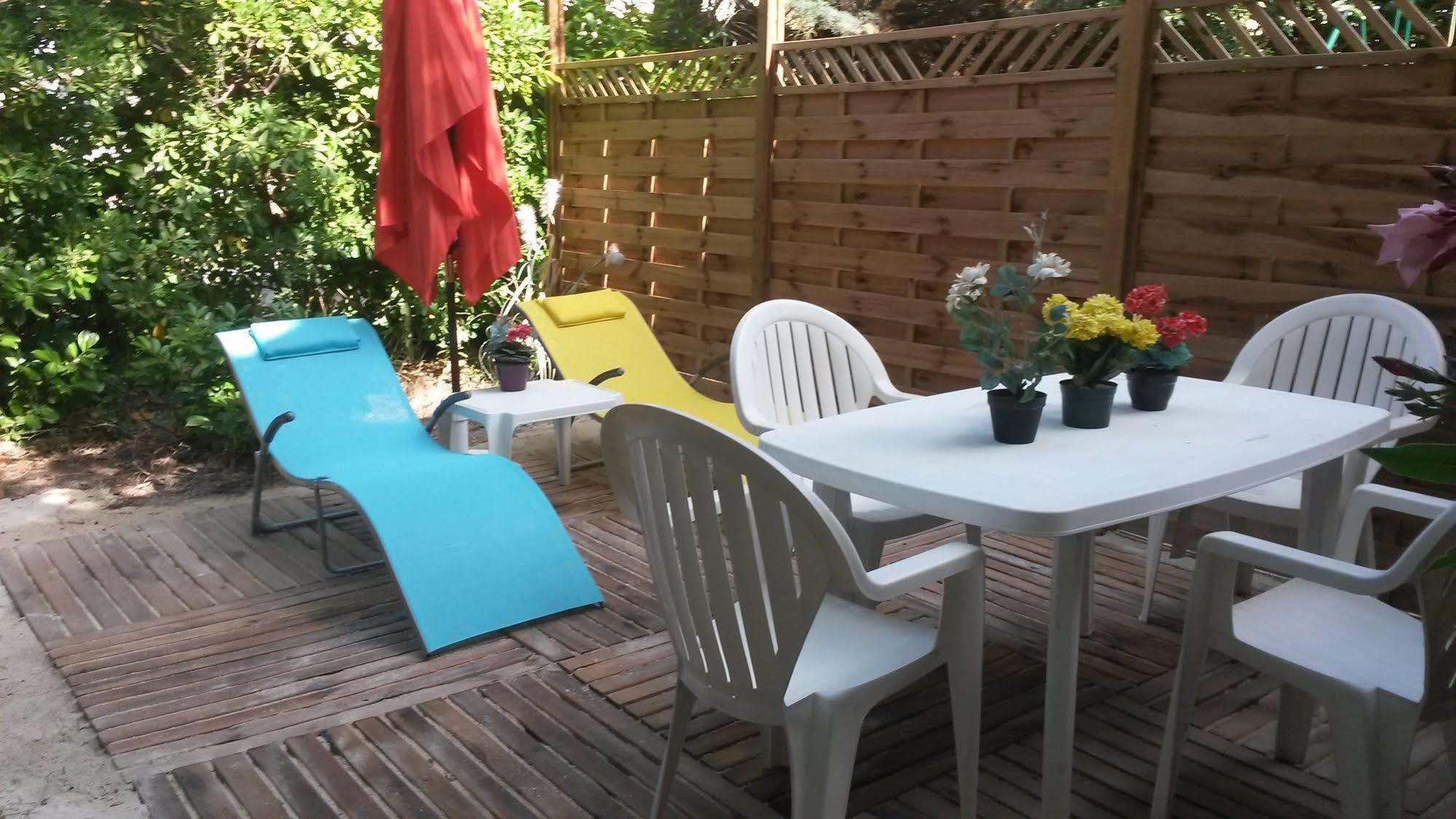 Appartement La Plage En Provence Le Pradet Esterno foto
